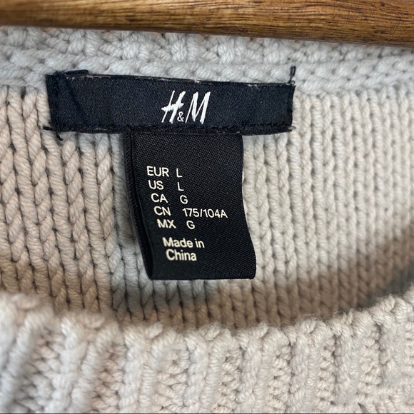H&M | Cable Knit Sweater - Picture 4 of 5